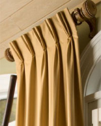 English Manor Wood Curtain Rods