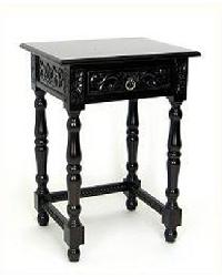 Wing Table