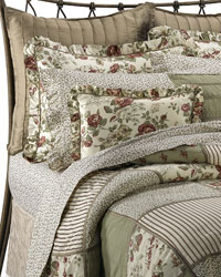 Glenmoore Comforter Set